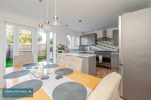 Kitchen/Diner- click for photo gallery